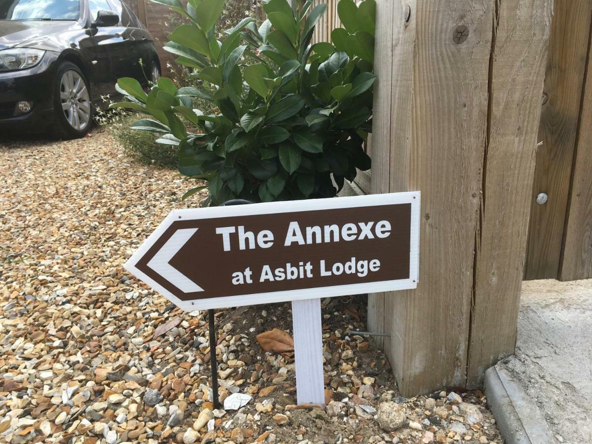 The Annexe At Asbit Lodge Милденхолл Экстерьер фото
